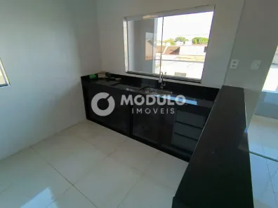 Apartamento com 2 Quartos para alugar, 80m² no Jardim Ipanema, Uberlândia