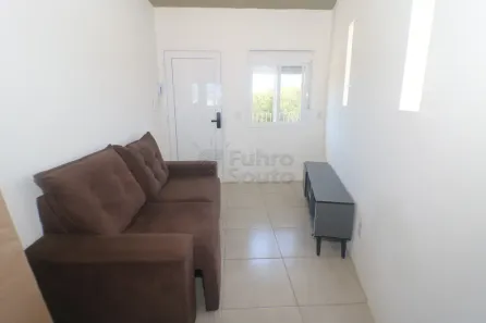 Casa de Condomínio com 1 Quarto para alugar, 46m² no Laranjal, Pelotas