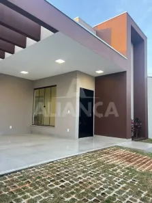 Casa com 3 Quartos à venda, 143m² no Planalto, Uberlândia