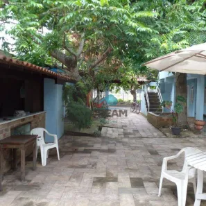 Casa com 7 Quartos à venda, 400m² no Ouro Verde, Rio das Ostras