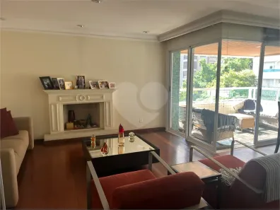 Apartamento com 3 Quartos à venda, 156m² no Real Parque, São Paulo