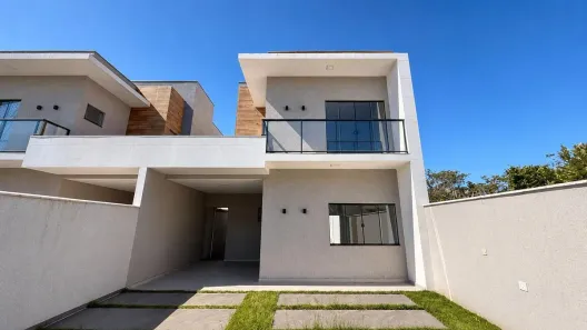 Sobrado com 3 Quartos à venda, 152m² no Barra do Saí, Itapoá