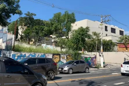 Lote/Terreno para venda ou aluguel, 900m² no Morumbi, São Paulo