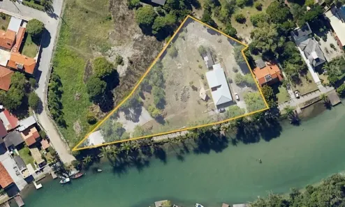 Lote/Terreno à venda, 4885m² no Barra da Lagoa, Florianópolis