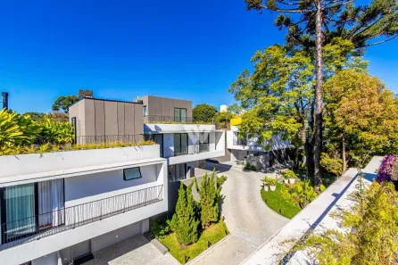 Sobrado com 3 Quartos à venda, 127m² no Guabirotuba, Curitiba