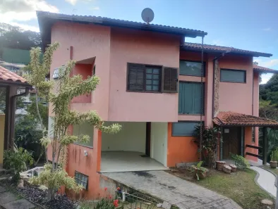 Casa de Condomínio com 4 Quartos à venda, 277m² no Badu, Niterói