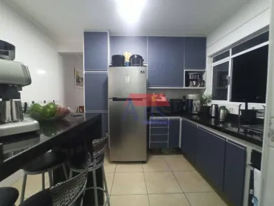 Apartamento com 2 Quartos à venda, 60m² no Jardim Casqueiro, Cubatão