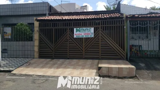 Casa com 4 Quartos à venda, 200m² no América, Aracaju