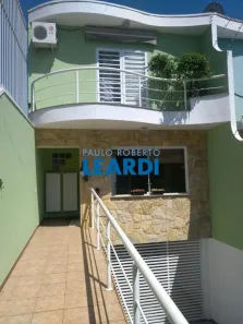 Casa com 3 Quartos à venda, 300m² no Vila Moinho Velho, São Paulo