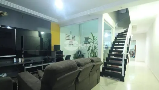 Sobrado com 3 Quartos à venda, 116m² no Jardim Las Vegas, Santo André