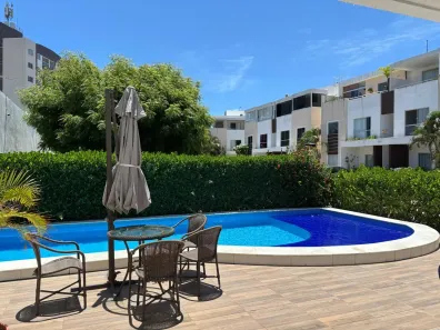 Apartamento com 2 Quartos para alugar, 65m² no Buraquinho, Lauro de Freitas