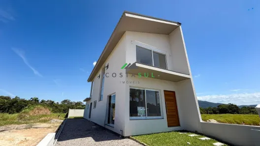 Casa com 3 Quartos à venda, 132m² no , Garopaba