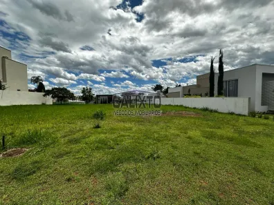 Lote/Terreno à venda, 451m² no Jardim Sul, Uberlândia