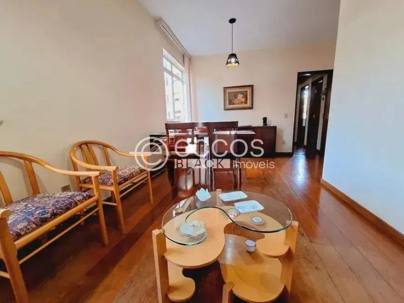 Apartamento com 3 quartos — Serra, Belo Horizonte