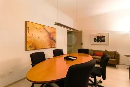 Casa com 4 Quartos à venda, 200m² no Vila Madalena, São Paulo