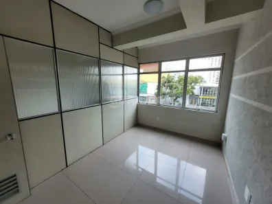 Sala Comercial para alugar, 42m² no Cristo Redentor, Porto Alegre