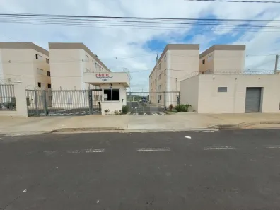 Apartamento com 2 Quartos à venda, 48m² no Loteamento Residencial Pequis, Uberlândia