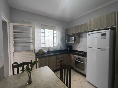 Casa com 2 Quartos à venda, 90m² no Jardim Leonel, Itapetininga