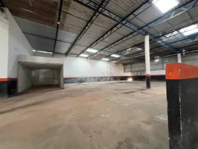 Galpão/Depósito/Armazém para alugar, 1700m² no Barro Duro, Maceió