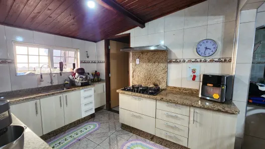 Casa com 4 Quartos à venda, 216m² no Vila Suissa, Mogi das Cruzes