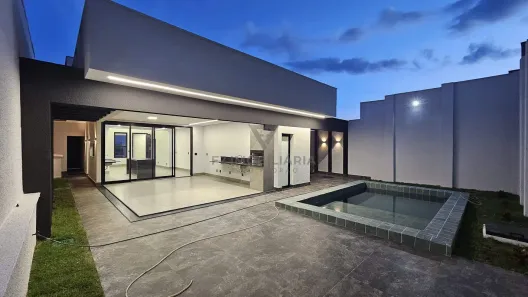 Casa com 3 Quartos à venda, 174m² no Jardins Nápoles, Senador Canedo