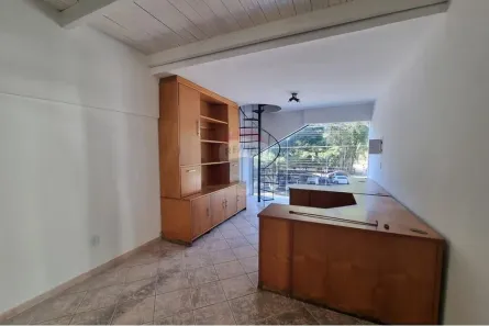 Sala Comercial para alugar, 30m² no Bingen, Petrópolis