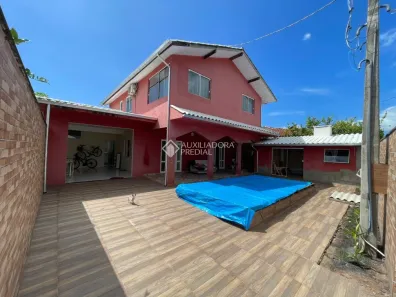 Casa com 3 Quartos à venda, 180m² no Campeche, Florianópolis