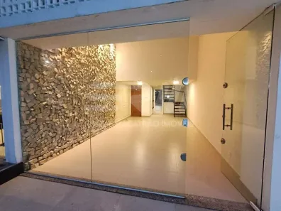 Ponto Comercial para alugar, 52m² no Renascença, São Luís
