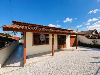 Casa com 3 Quartos à venda, 136m² no Centro, Penha