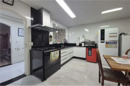 Casa com 2 Quartos à venda, 180m² no Vila Tolstoi, São Paulo