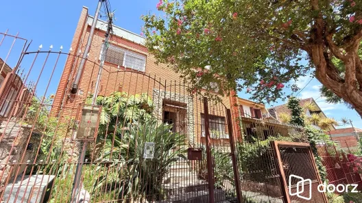 Casa com 4 Quartos à venda, 320m² no Teresópolis, Porto Alegre