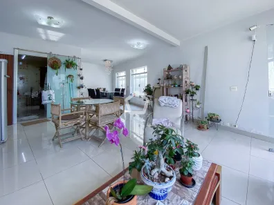 Casa com 8 Quartos à venda, 428m² no Jardim Marajoara, São Paulo