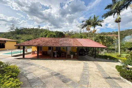 Fazenda/Sítio com 3 Quartos à venda, 180m² no Salvaterra, Juiz de Fora