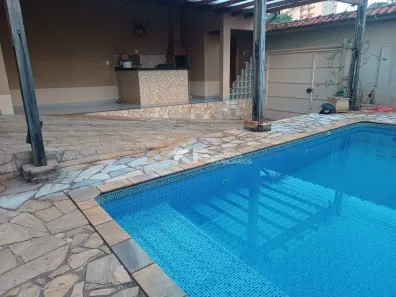 Casa com 3 Quartos à venda, 230m² no Parque dos Bandeirantes, Ribeirão Preto