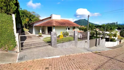 Casa com 4 Quartos à venda, 309m² no Das Capitais, Timbó