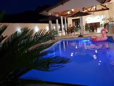 Imóvel Comercial com 12 Quartos à venda, 1870m² no Caneca Fina, Guapimirim