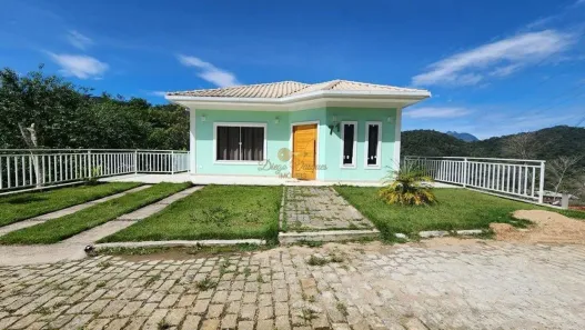 Casa de Condomínio com 4 Quartos à venda, 223m² no Albuquerque, Teresópolis