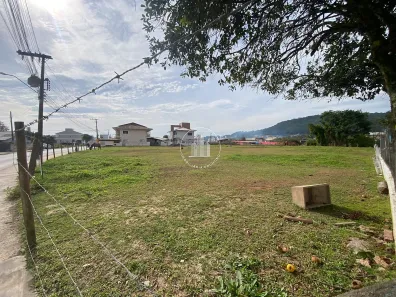 Lote/Terreno à venda, 603m² no Fundos, Biguaçu