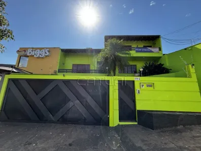 Casa com 4 Quartos para alugar, 300m² no Lima Azevedo, Londrina