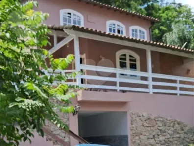 Casa de Condomínio com 3 Quartos à venda, 140m² no Itaipu, Niterói