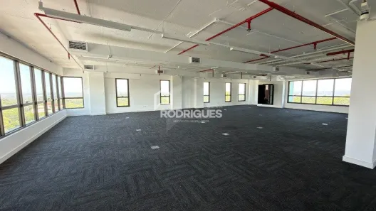 Sala Comercial para alugar, 717m² no Cristo Rei, São Leopoldo