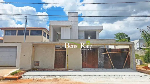 Casa de Condomínio com 3 Quartos à venda, 200m² no Vale do Sol, Nova Lima