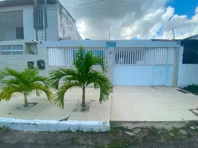 Sobrado com 3 Quartos à venda, 300m² no Jabotiana, Aracaju