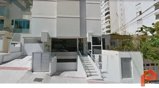 Apartamento com 2 Quartos para alugar, 75m² no Centro, Florianópolis
