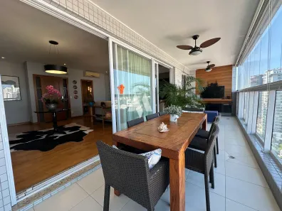 Apartamento com 3 Quartos para alugar, 159m² no Embaré, Santos