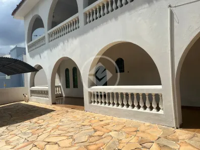 Sobrado com 3 Quartos à venda, 315m² no Jardim Santa Marta, Cuiabá