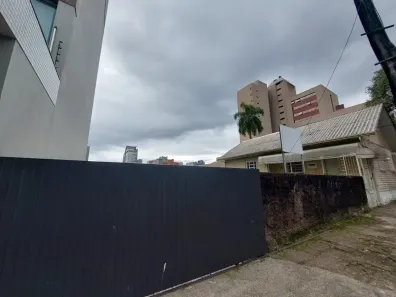 Lote/Terreno para alugar, 390m² no Centro, Caxias do Sul