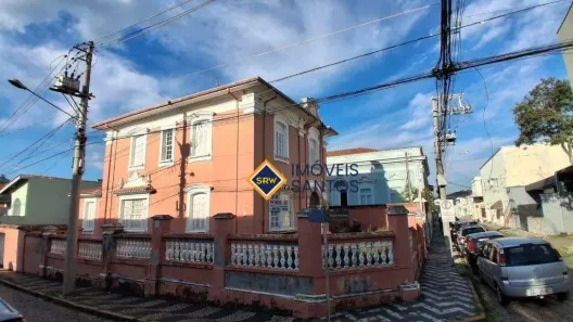 Sobrado com 4 Quartos à venda, 270m² no Centro, Amparo