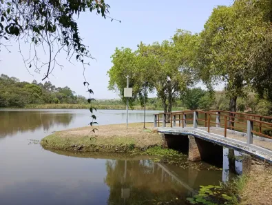 Lote/Terreno à venda, 360m² no Condomínio Bellavittá, Caçapava