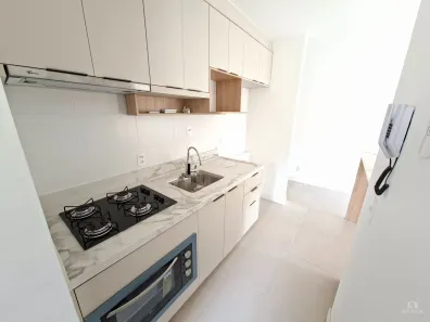 Apartamento com 2 Quartos para alugar, 65m² no Itacorubi, Florianópolis